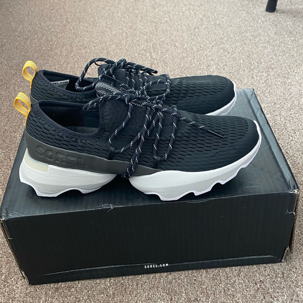 Sorel Kinetic Impact Lace Sneakers 8.5
